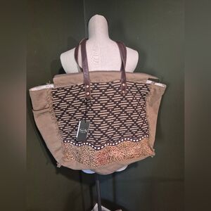 XXL Myra Tavel Tote- Canvas & Leather